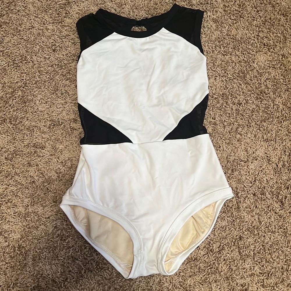 5 Dancewear leo size medium adult